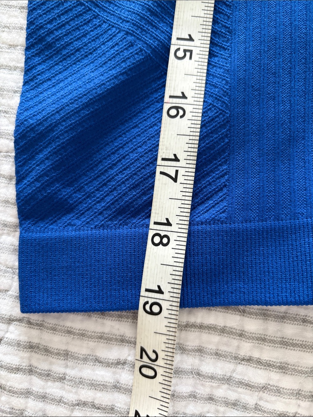 DSG Momentum Seamless 1/4 Zip ~ Size Small ~ Team Royal Blue - Picture 9 of 10